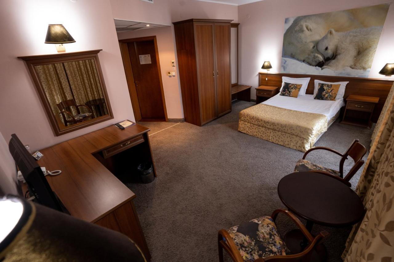 Hotel Bats Petrich  Extérieur photo