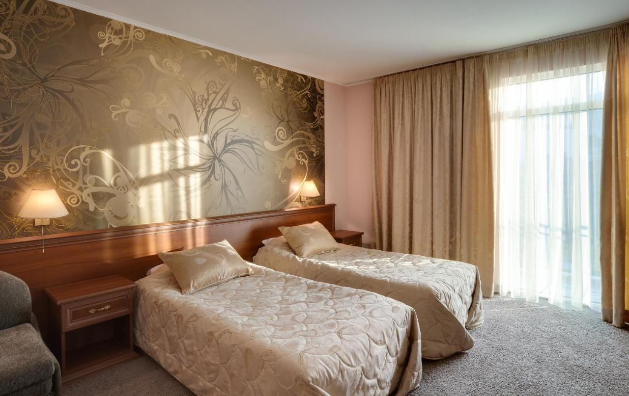 Hotel Bats Petrich  Extérieur photo